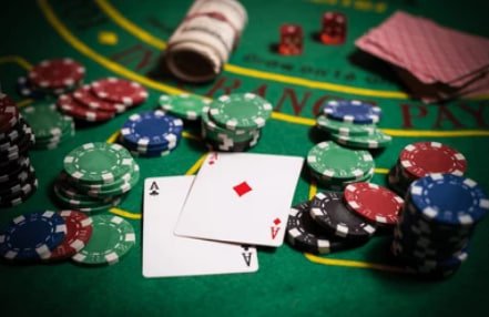 Sảnh cá cược thể thao trực tuyến 1 gom 1 – bóng đá, cầu lông, esports trên mobile